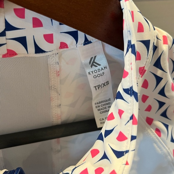 Kyodan Golf Tennis Pullover Quarter zip Blue Pink size XS NWT. 1028 - Picture 4 of 5